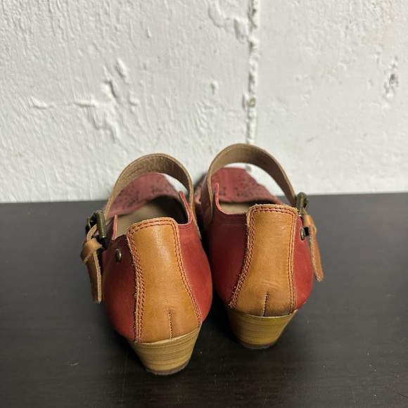 Pikolinos Perforated Leather Sandals size 39 - Picture 7 of 7